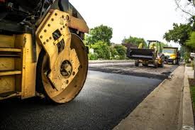 Best Driveway Snow Removal Preparation  in Oronoque, CT